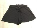 Short H&M Divided maat 40, Comme neuf, Noir, Courts, Taille 38/40 (M)