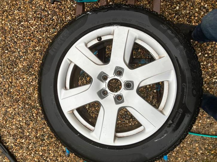Jantes Audi d'origine avec pneus d'hiver Pirelli, Autos : Pièces & Accessoires, Pneus & Jantes, Pneus et Jantes, Pneus hiver, 17 pouces