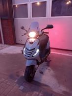 Piaggio Zip 4T Scooter Nardo Grey FULL LED 45km/u (B-klasse), Fietsen en Brommers, Ophalen, Overige modellen, Benzine, 50 cc