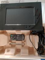Digitale fotolijst Sony DPF-A73B, Zo goed als nieuw, 12 inch of groter, Accu, 1 tot 2 GB
