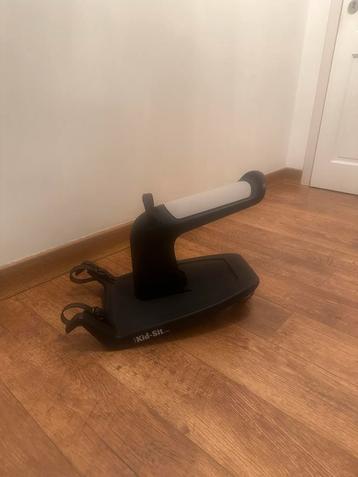 Kid Sit universeel meerijdplankje voor buggy / kinderwagen  beschikbaar voor biedingen