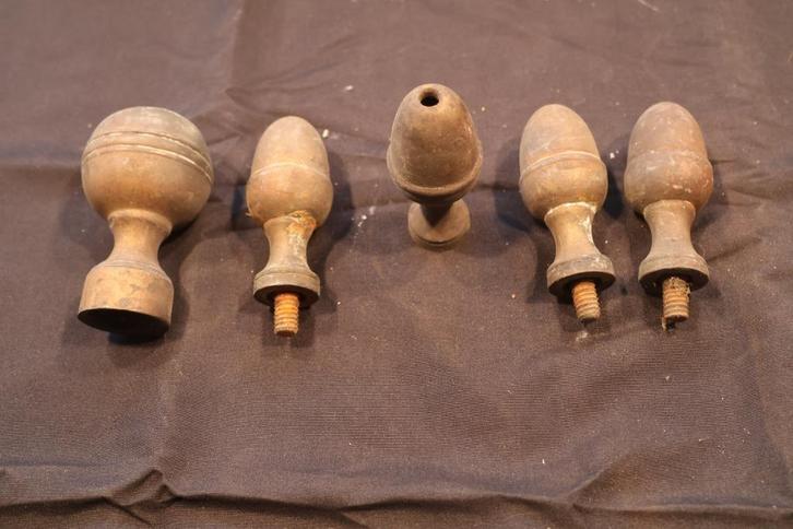 Embouts de tringles à rideaux anciens en bronze(?), Antiek en Kunst, Curiosa en Brocante, Ophalen of Verzenden