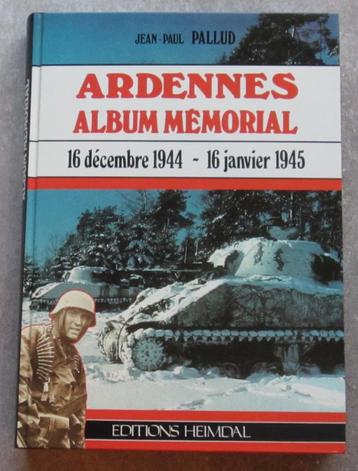 Livres sur la bataille des Ardennes beschikbaar voor biedingen