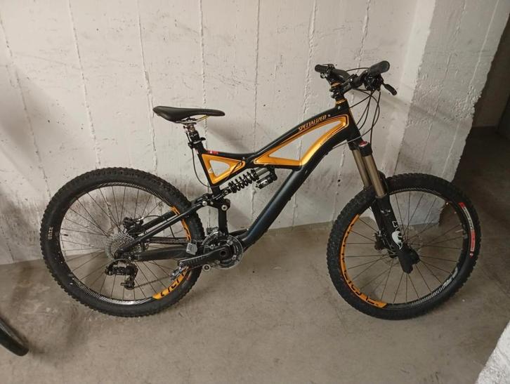 Specialized Enduro mijn trouwe maatje zoekt nieuwe eigenaar, Fietsen en Brommers, Fietsen | Mountainbikes en ATB, Zo goed als nieuw