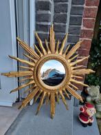 Vintage houten zonnespiegel 59,5cm., Huis en Inrichting, Woonaccessoires | Spiegels, Gebruikt, Rond, Ophalen of Verzenden, Minder dan 100 cm
