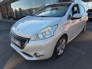 Peugeot 208 Allure (bj 2015, automaat) beschikbaar voor biedingen