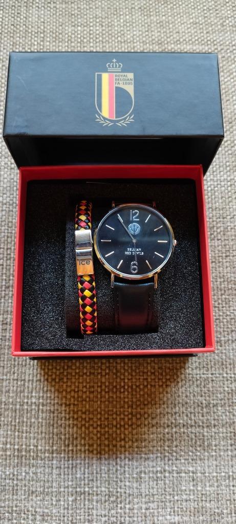 ICE WATCH - horloge Red Devils., Handtassen en Accessoires, Horloges | Heren, Zo goed als nieuw, Polshorloge, Overige merken, Leer