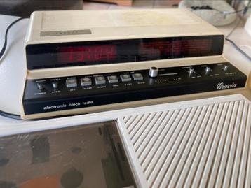 Radio reveil VINTAGE LOT DE 3 réveils Fonctionnels, Electroménager, Réveils, Enlèvement ou Envoi