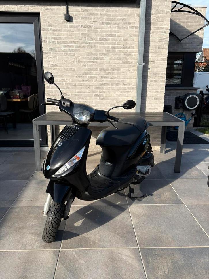 Piaggio Zip 4T 50cc – Klasse B (45 km/u), Fietsen en Brommers, Scooters | Piaggio, Zo goed als nieuw, Zip, Ophalen of Verzenden