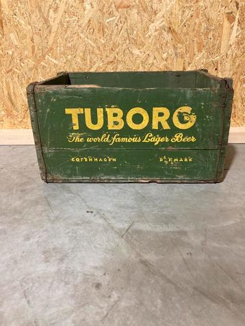 Oude Deense bierkrat van Tuborg beschikbaar voor biedingen