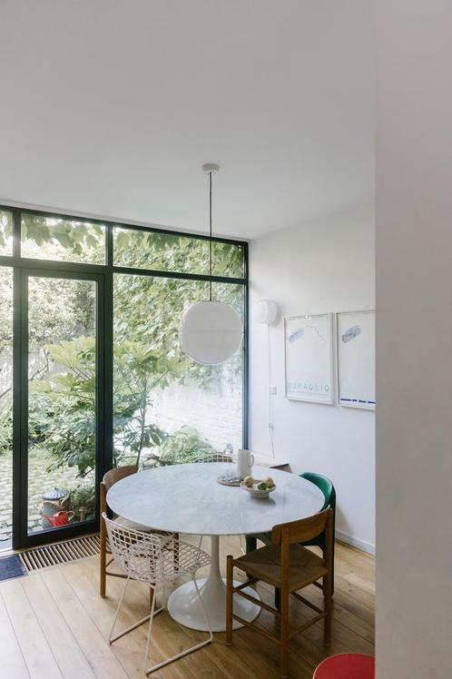 Table tulipe en marbre 135 cm, Huis en Inrichting, Tafels | Salontafels, Ophalen
