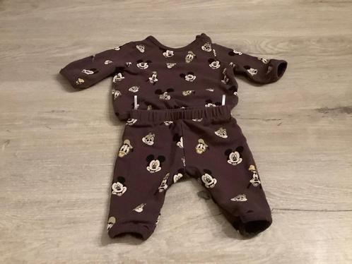 Disney Mickey Mouse baby trainings pakje (Maat 50), Kinderen en Baby's, Babykleding | Maat 50, Zo goed als nieuw, Jongetje of Meisje
