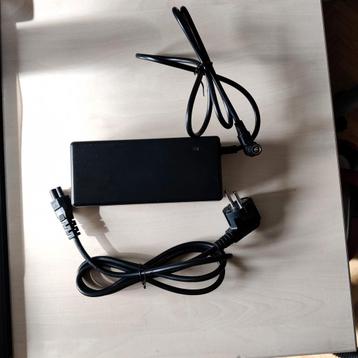 Batterijlader beschikbaar voor biedingen