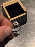 Gouden dames ring 18kt, Handtassen en Accessoires, Ringen, Ophalen of Verzenden