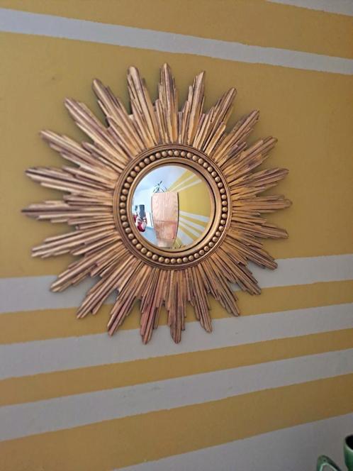 Prachtig vergulde (resin) Zonnespiegel met bol glas, Antiek en Kunst, Antiek | Glaswerk en Kristal, Ophalen