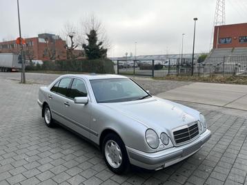 Mercedes - Benz W210 E220 AUTOMAAT ELEGANCE 130.000KM'S beschikbaar voor biedingen