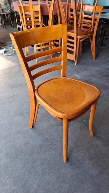 28 thonet cafe horeca stoelen leuke partij bentwood hout, Huis en Inrichting, Ophalen of Verzenden, Zo goed als nieuw, Hout