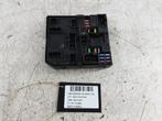 ZEKERINGKAST Nissan Qashqai (J11) (01-2013/-) (284B75NA0A), Gebruikt, Nissan