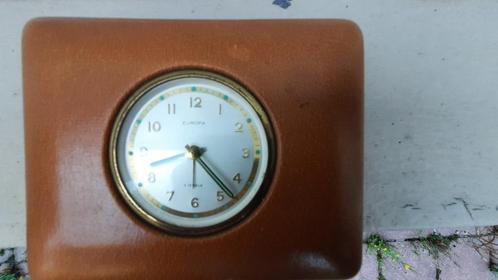 Vintage Unieke Grote Reiswekker 2 Jewels Europa, Elektronische apparatuur, Wekkers, Gebruikt, Analoog, Ophalen of Verzenden
