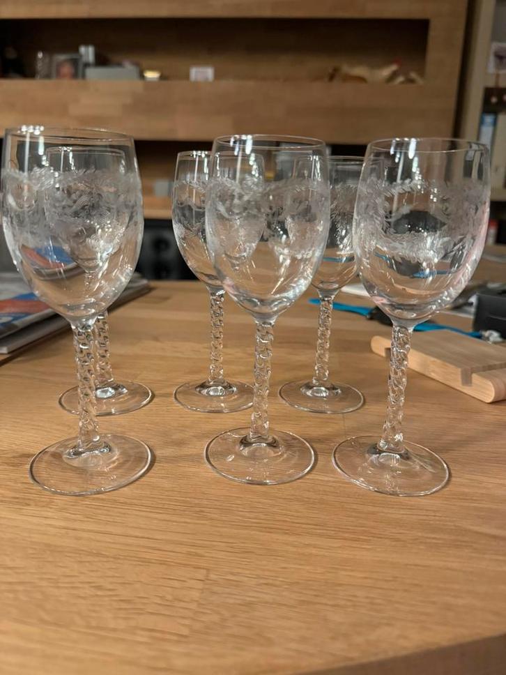 Kristallen witte wijnglazen 6 stuks. KOOPJE, Antiek en Kunst, Antiek | Glaswerk en Kristal, Ophalen