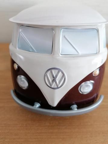 Splinternieuwe blikken Volkswagen bus. Perfecte staat.  beschikbaar voor biedingen