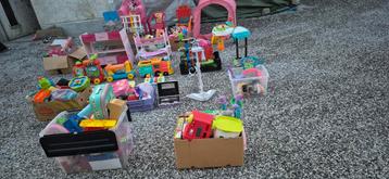 Veel speelgoed + spelletjes nieuw + bijna nieuw te koop in L beschikbaar voor biedingen