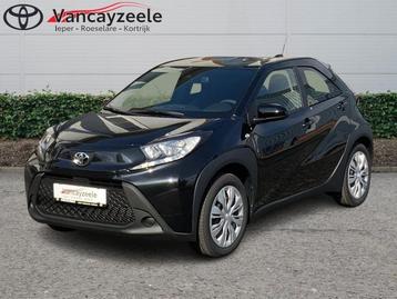 Toyota Aygo X play+comfortpack+cam+apple car  beschikbaar voor biedingen