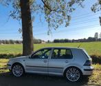 Golf 4 1.6 SR essence avec jantes R32, Enlèvement ou Envoi