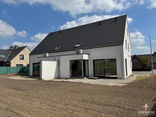 Woning te koop in Meulebeke, 3 slpks, Immo, Huizen en Appartementen te koop, Vrijstaande woning