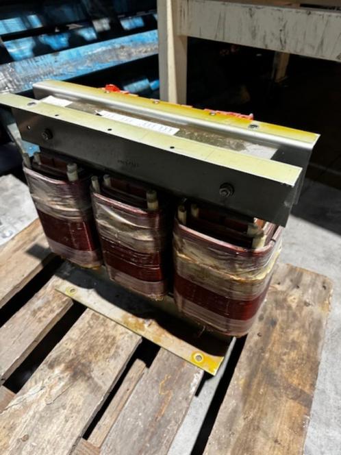 VEILIGHEIDSTRANSFO, Hobby en Vrije tijd, Elektronica-componenten, Ophalen