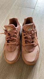 Nike Air Huarache roze maat 38, Vêtements | Femmes, Enlèvement, Comme neuf, Rose