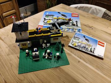 LEGO Vintage 381 Police Headquarters