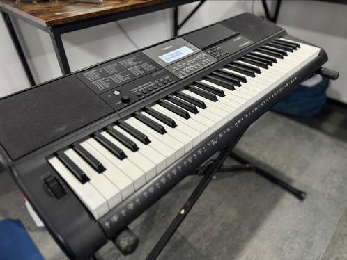 Clavier Synthétiseur Casio CT-X800 + support, Muziek en Instrumenten, Synthesizers, 61 toetsen, Ophalen