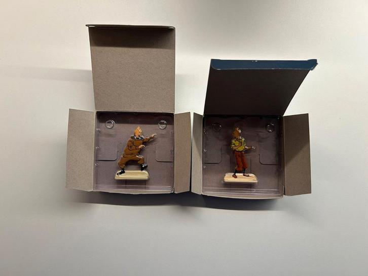 Kuifje - 2 metalen beeldjes, Verzamelen, Stripfiguren, Zo goed als nieuw, Kuifje, Ophalen