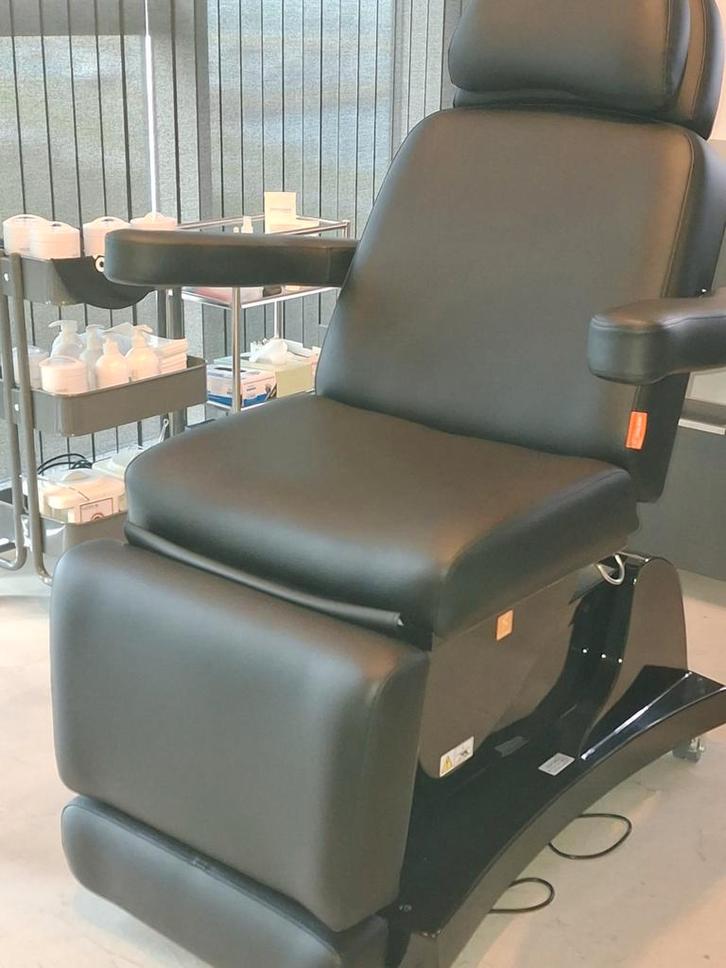 Schoonheidsspecialiste aperatuur, Sport en Fitness, Massageproducten, Zo goed als nieuw, Ophalen