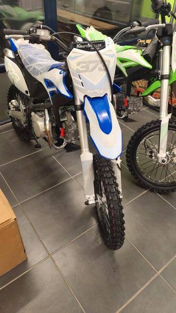 Dirt Bike 125cc Neuve – Puissante & Prête à Rouler beschikbaar voor biedingen