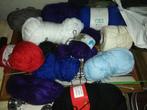 Lot 12 pelotes de laine et 15 aiguilles à tricotee, Hobby & Loisirs créatifs, Tricot & Crochet, Comme neuf, Enlèvement ou Envoi