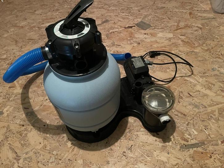 zandfilter pomp 300 (3m³/u) + gratis opzet zwembad 3mx2m, Tuin en Terras, Zwembad-toebehoren, Gebruikt, Zwembadpomp, Ophalen