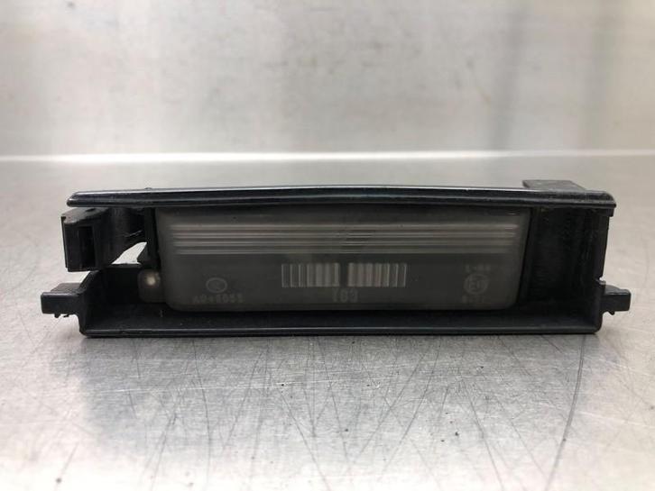 ECLAIRAGE DE PLAQUE Toyota iQ (01-2009/12-2015), Autos : Pièces & Accessoires, Éclairage, Toyota, Utilisé