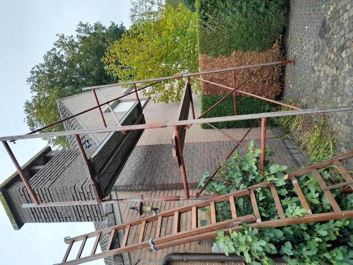 Degelijke stelling in goede staat, voor zelfbouwer, Doe-het-zelf en Bouw, Overige Doe-Het-Zelf en Bouw, Zo goed als nieuw, Ophalen