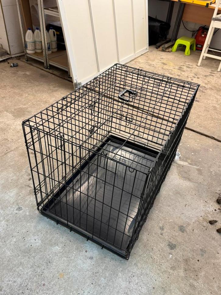 Zwarte hondenbench , geschikt voor grote hond, Dieren en Toebehoren, Hondenhokken, Zo goed als nieuw, Hondenhok, Ophalen