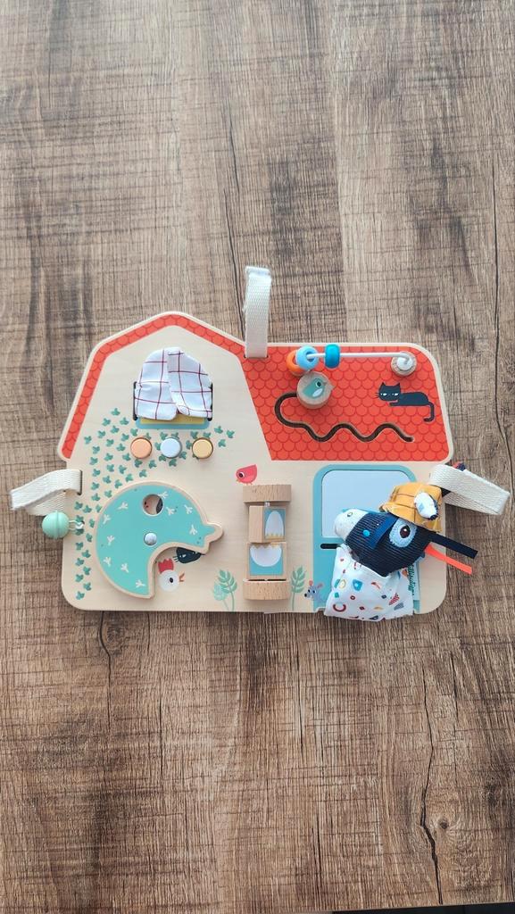 Activiteitenpaneel Liliputiens, Kinderen en Baby's, Kinderspulletjes, Zo goed als nieuw, Ophalen