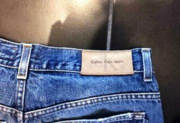 jeans Calvin Klein beschikbaar voor biedingen