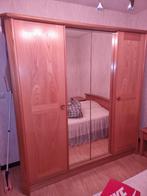 Slaapkamer met tweepersoons bed met diverse kasten, Huis en Inrichting, Slaapkamer | Bedden, Ophalen, Tweepersoons, 140 cm, 200 cm