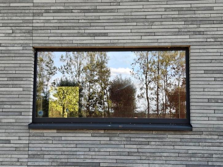 aluminium raam met dubbele beglazing., Doe-het-zelf en Bouw, Glas en Ramen, Gebruikt, Ophalen