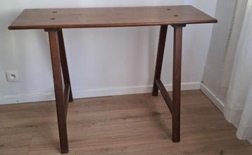 antieke vintage houten tafel beschikbaar voor biedingen
