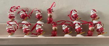 kerstmannetjes en herten popjes fnac beschikbaar voor biedingen