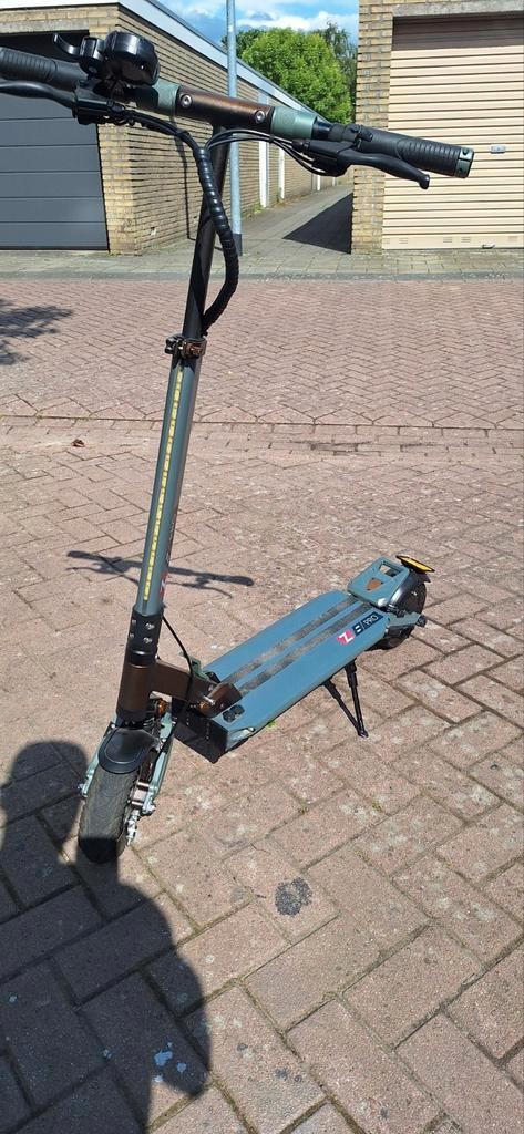 VSETT Z8 Pro 84 km gereden., Fietsen en Brommers, Steps, Zo goed als nieuw, Ophalen of Verzenden