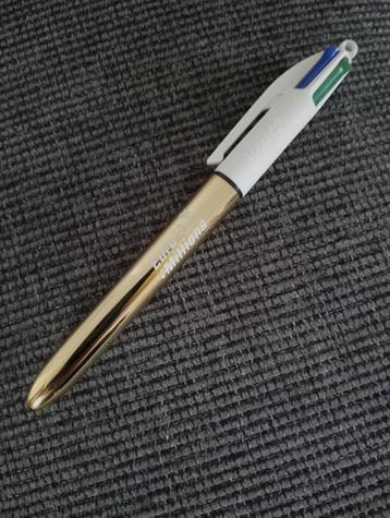 Bic 4 kleuren.  beschikbaar voor biedingen