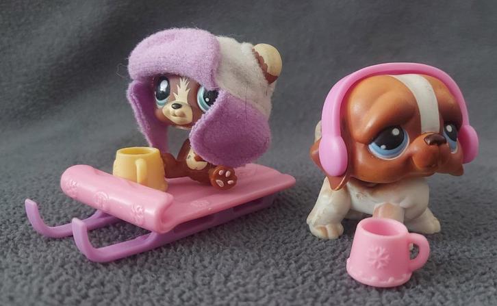 Littlest Pet Shop, winterspelen: beer (#3561) + hond (#76), Kinderen en Baby's, Speelgoed | Actiefiguren, Gebruikt, Ophalen